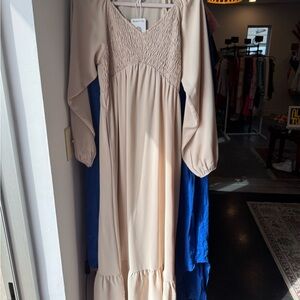 Elegant Cream Maxi Dress